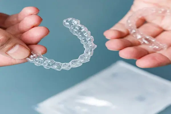 The Minimalist’s Guide to a Better Smile: Why a Clear Retainer Is the One Thing You Shouldn’t Skip