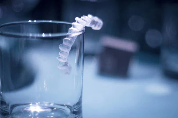 💧 Dry Mouth with Retainers? Here’s Why