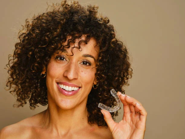 😅 10 Tips to Make Your Retainer Less Annoying