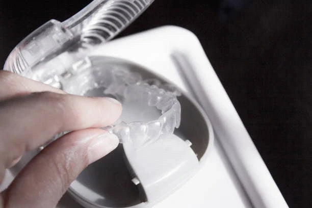 🔧 DIY Retainer Adjustments: Safe or Dangerous?