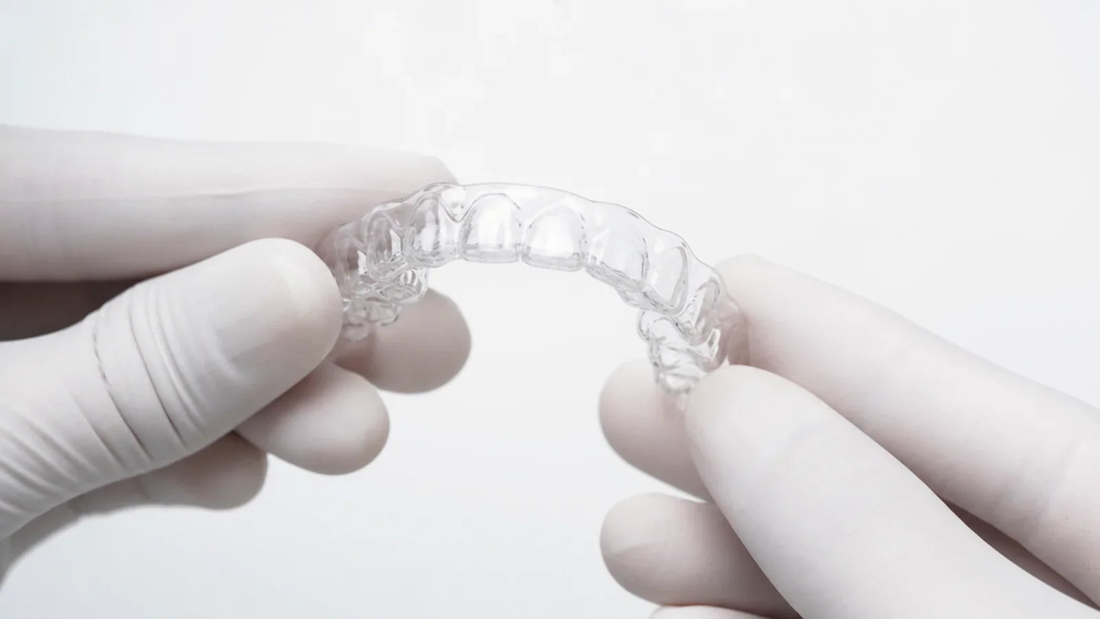 Replacement Retainer Guide for Canadians: Cost 2026